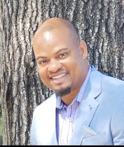 Deshannon Lewis_Headshot_20190514-123623_Gallery